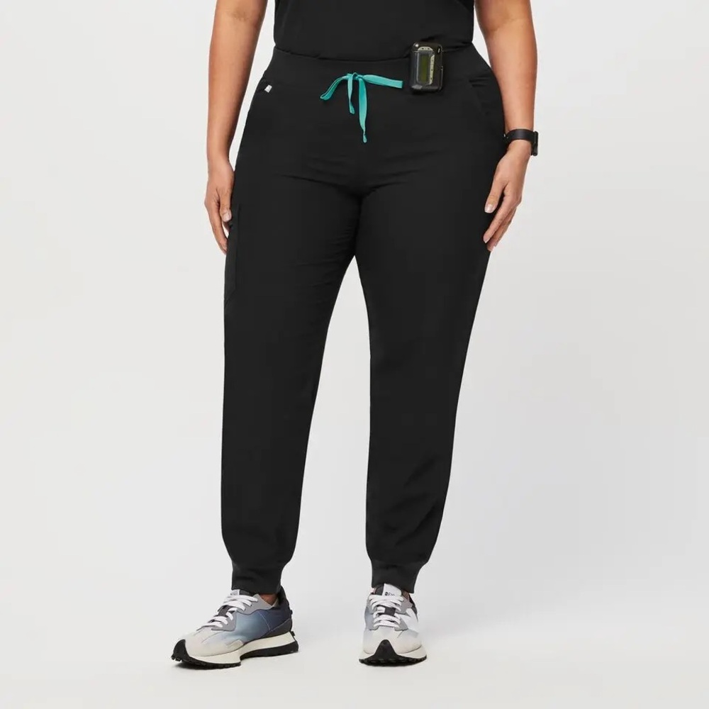 Figs Zamora FREEx Lined High-Waisted Jogger Scrub Pants